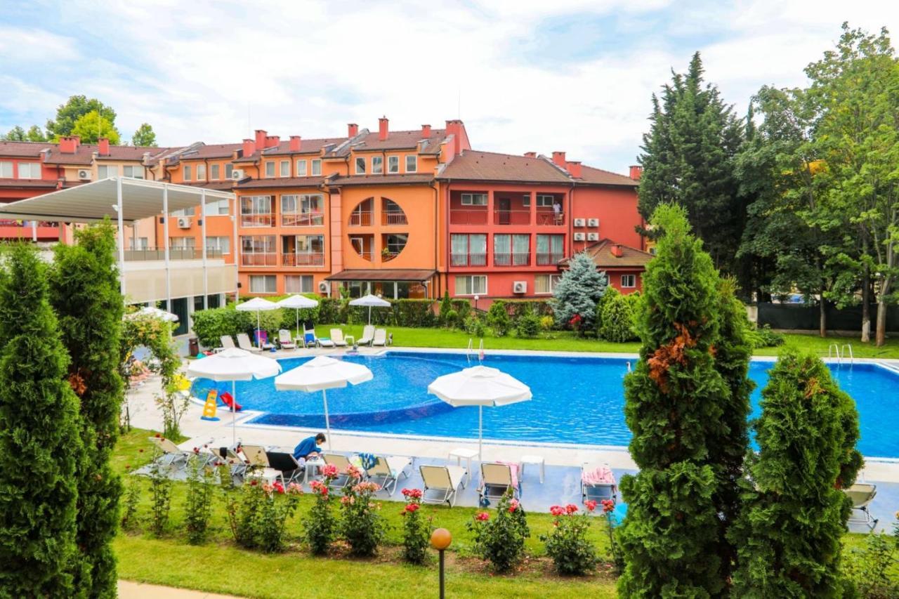 Luxury First Line Apartment With Pool By The Sea Nesebar Bagian luar foto