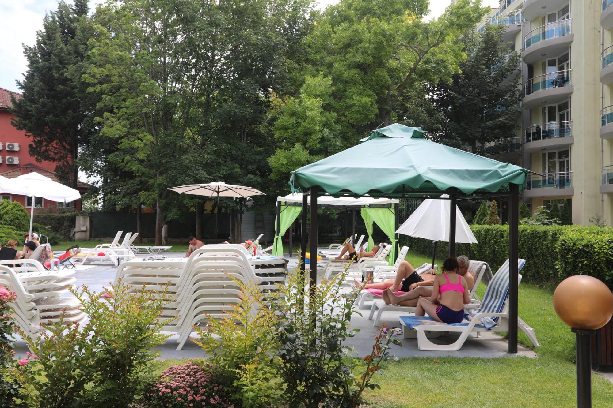 Luxury First Line Apartment With Pool By The Sea Nesebar Bagian luar foto