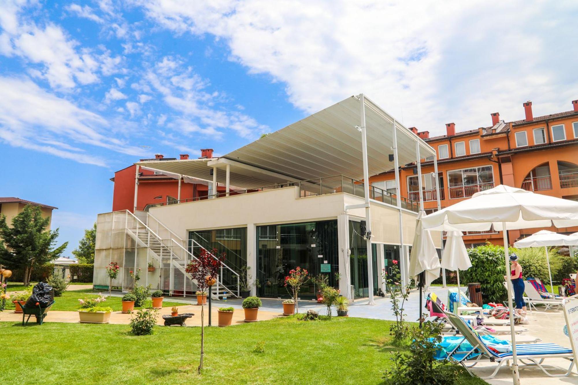 Luxury First Line Apartment With Pool By The Sea Nesebar Bagian luar foto