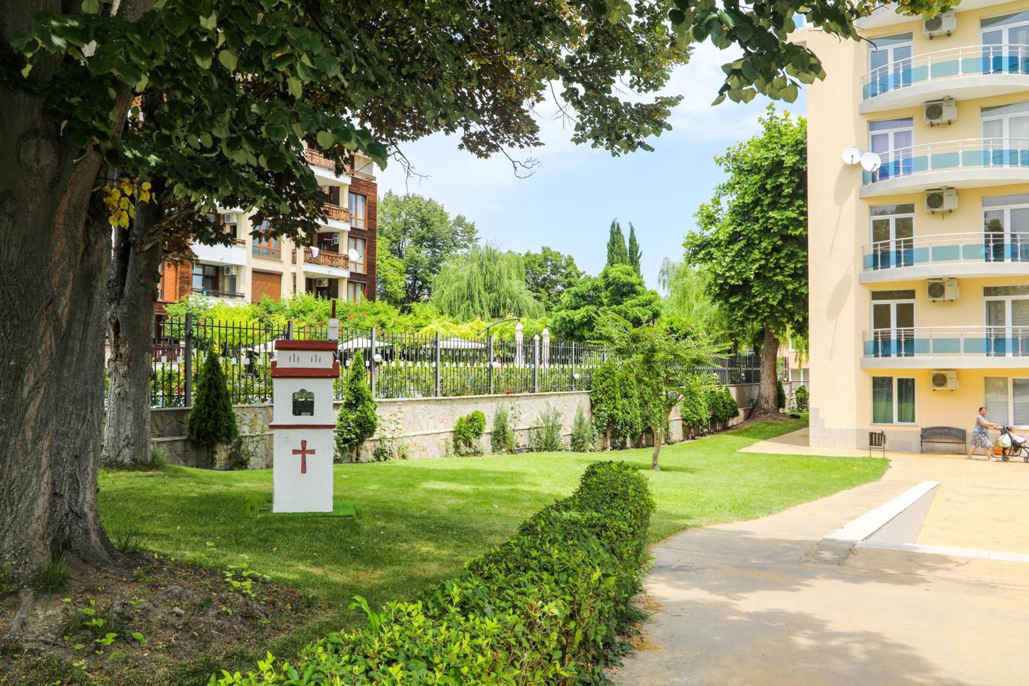 Luxury First Line Apartment With Pool By The Sea Nesebar Bagian luar foto