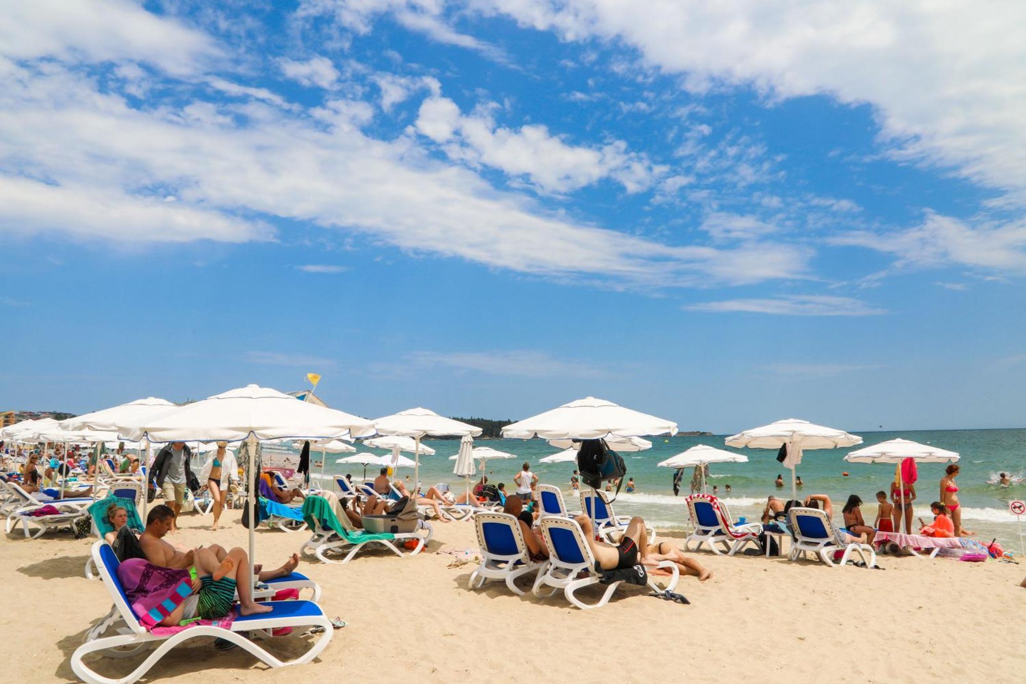 Luxury First Line Apartment With Pool By The Sea Nesebar Bagian luar foto