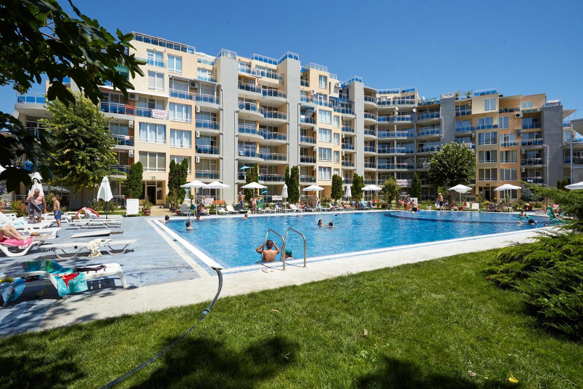 Luxury First Line Apartment With Pool By The Sea Nesebar Bagian luar foto