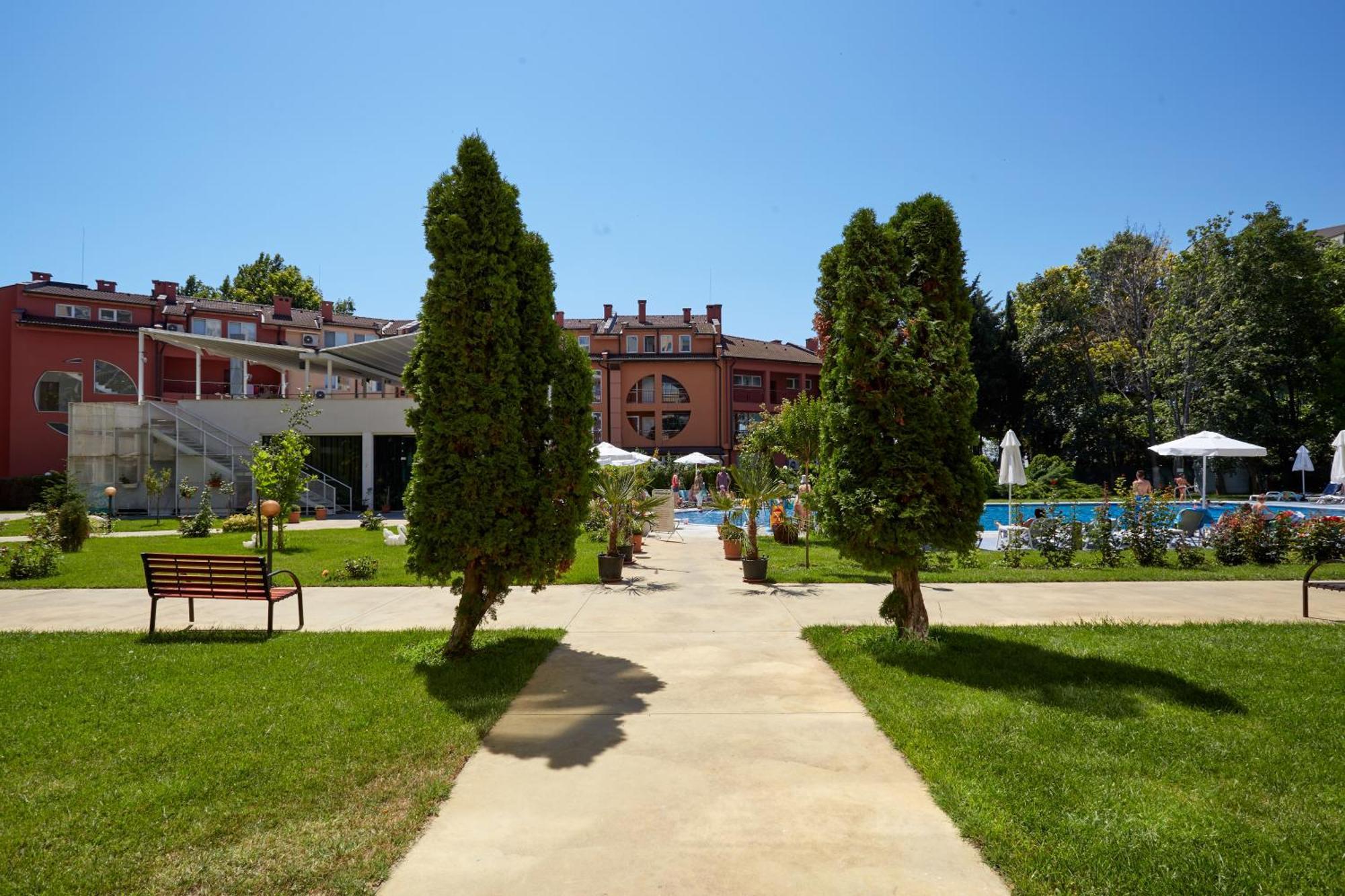 Luxury First Line Apartment With Pool By The Sea Nesebar Bagian luar foto