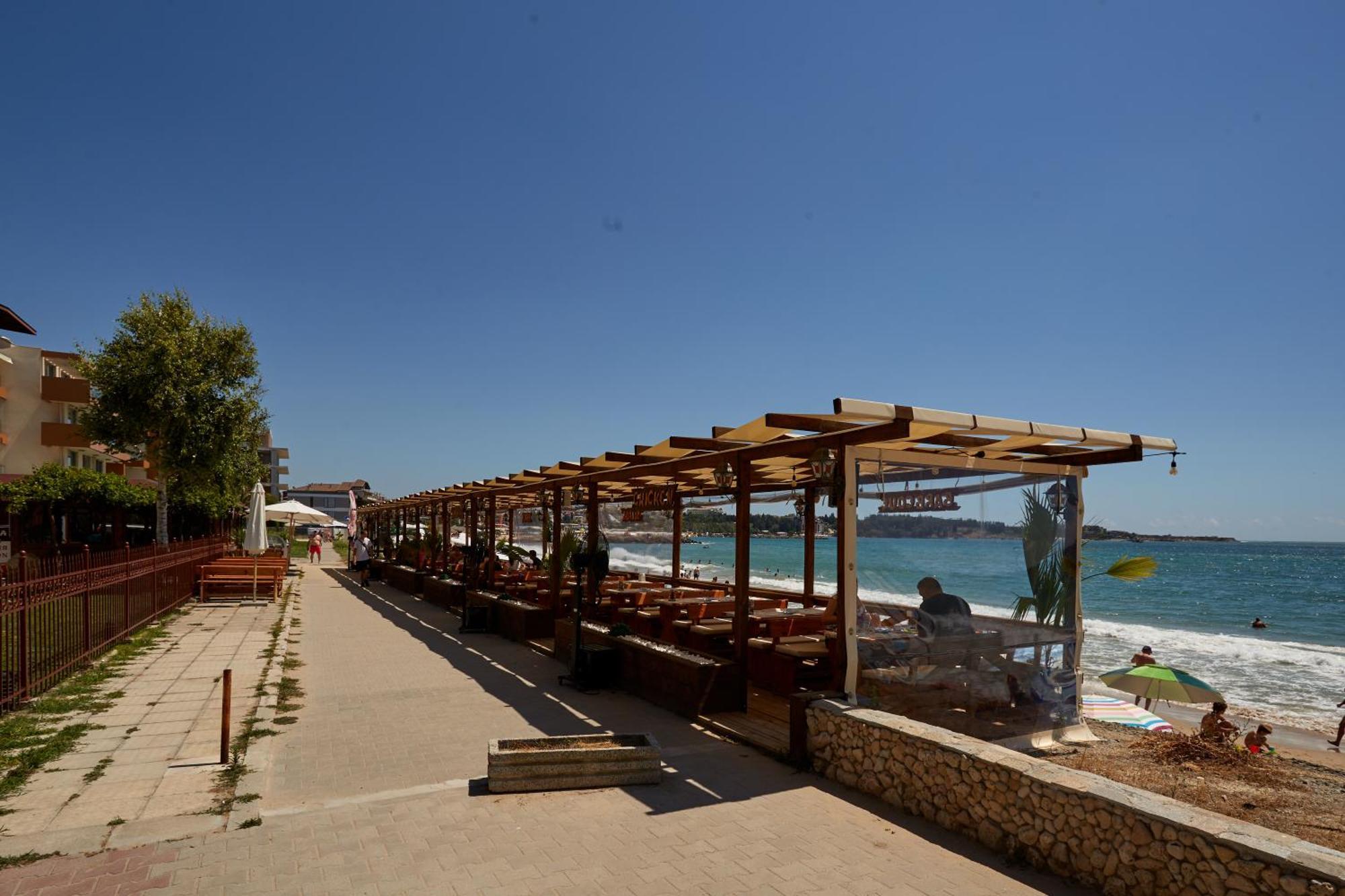 Luxury First Line Apartment With Pool By The Sea Nesebar Bagian luar foto