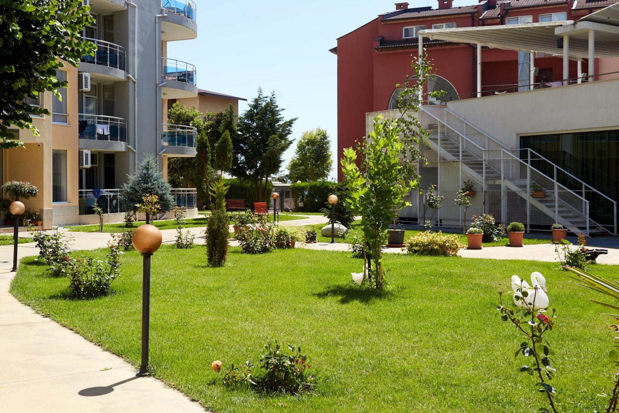 Luxury First Line Apartment With Pool By The Sea Nesebar Bagian luar foto
