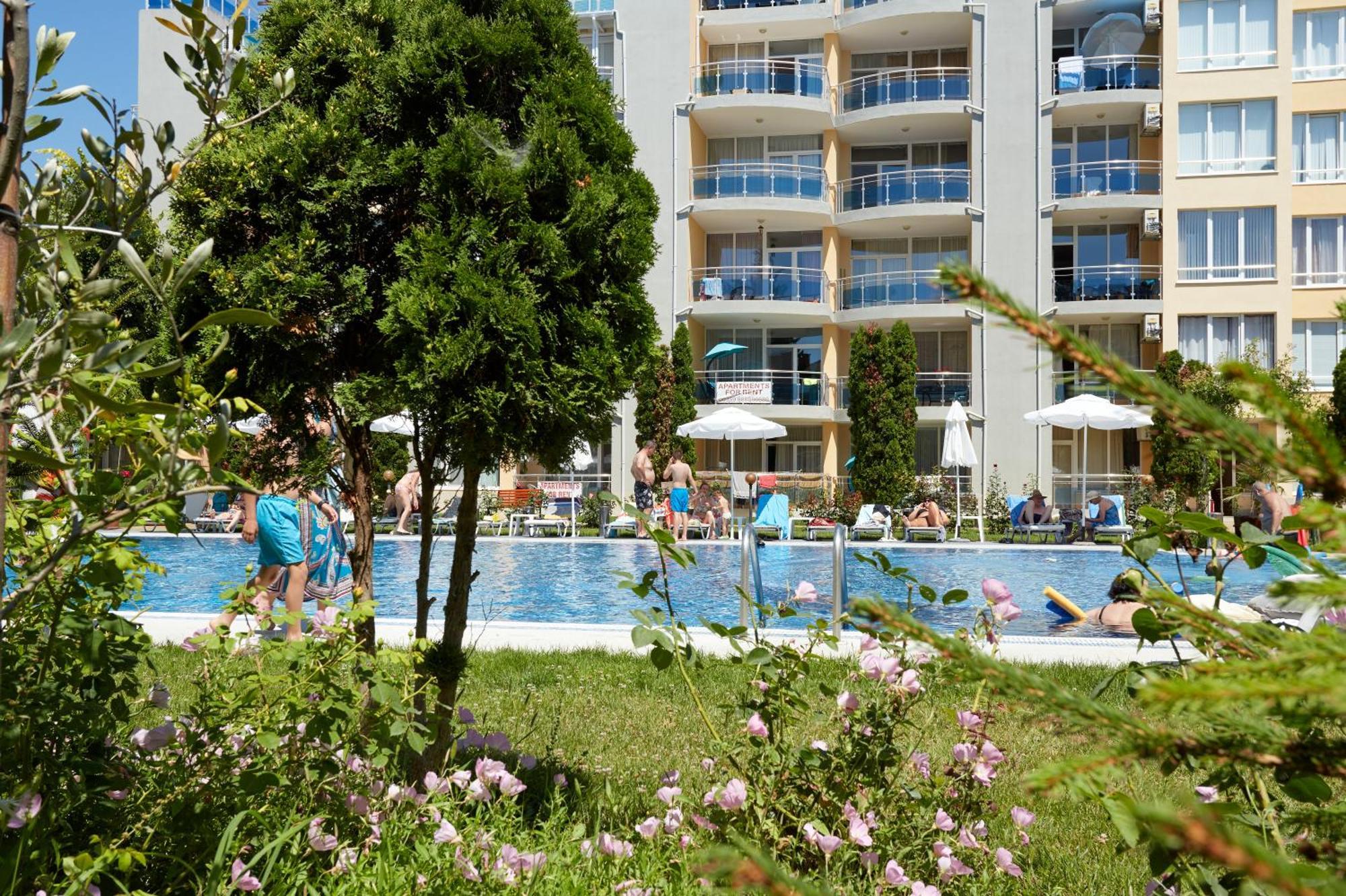Luxury First Line Apartment With Pool By The Sea Nesebar Bagian luar foto