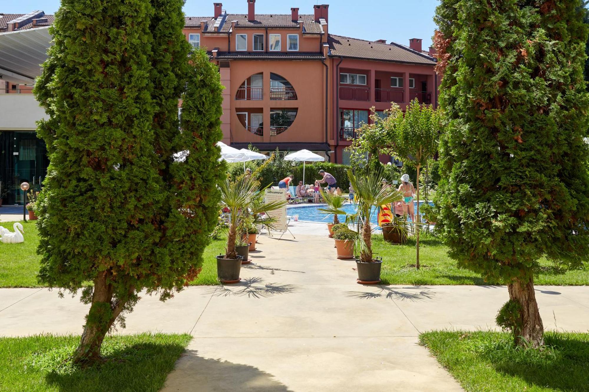 Luxury First Line Apartment With Pool By The Sea Nesebar Bagian luar foto